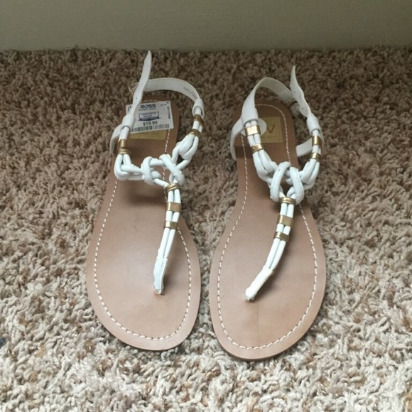 Sandals - Picture 3 of 3